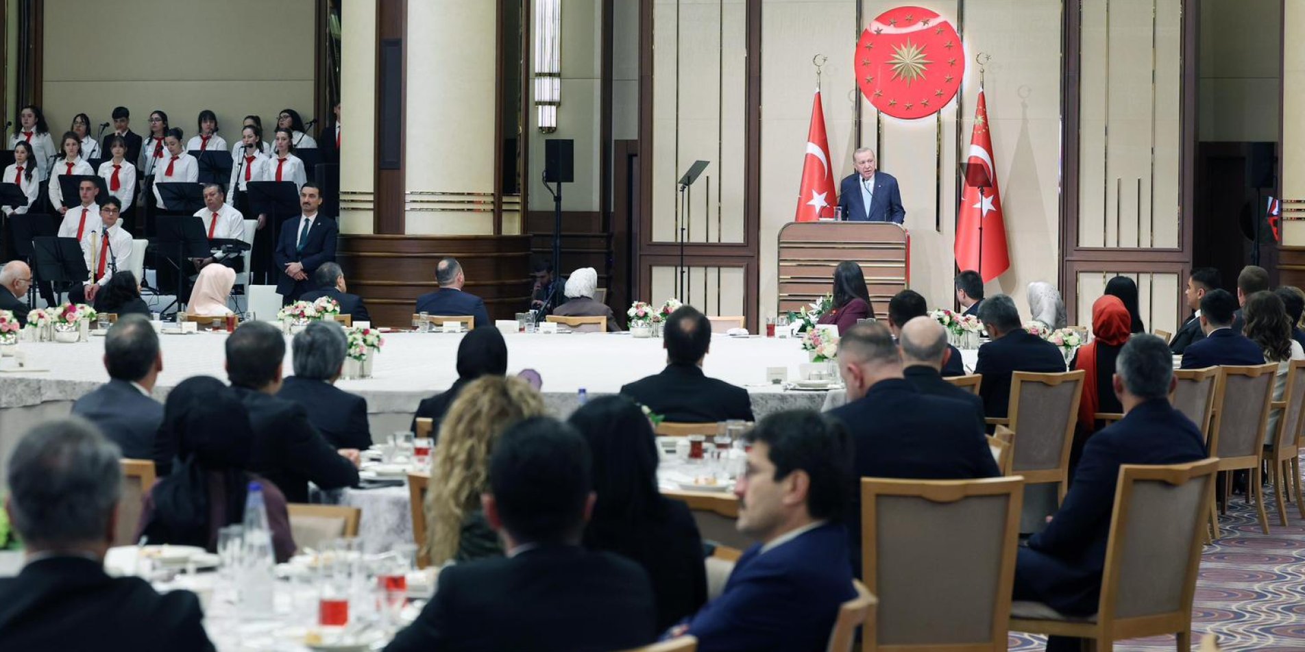 Cumhurbaşkanı Erdoğan, Eğitim Ailesi ile İftarda Buluştu