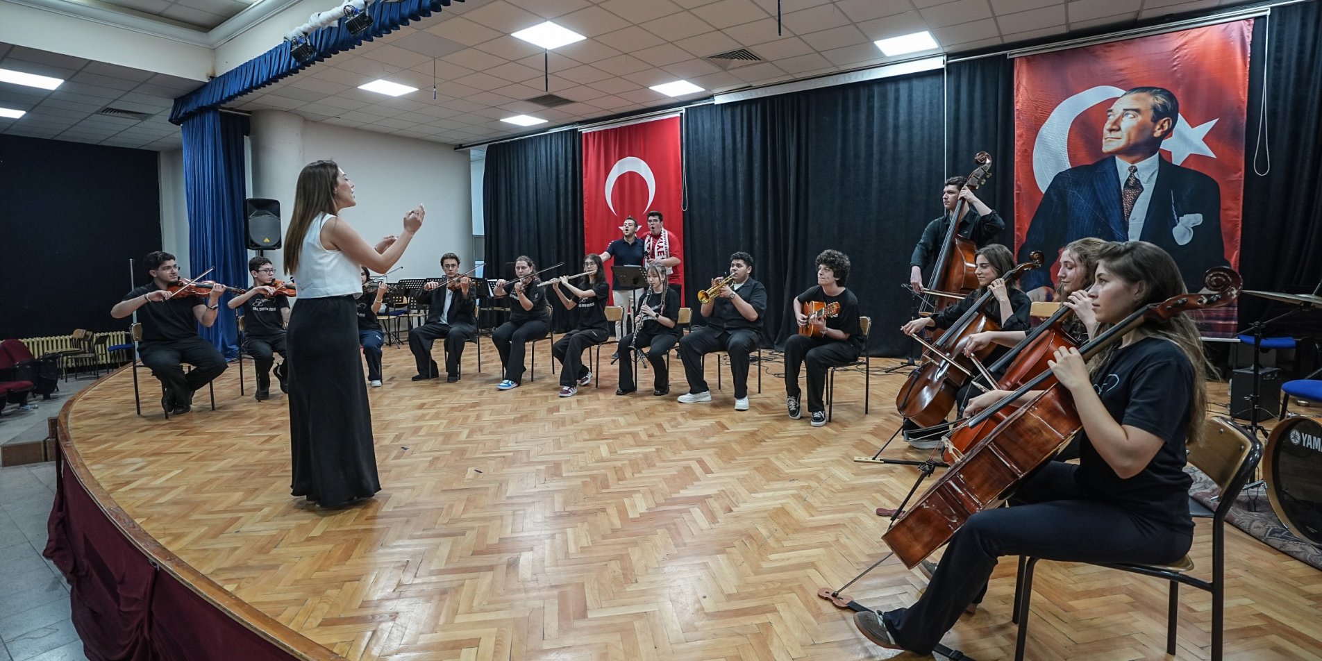 Liselilerin bestelediği “Bizim Çocuklar” marşı Millî Takım’ın Dünya Kupası yolculuğuna eşlik edecek