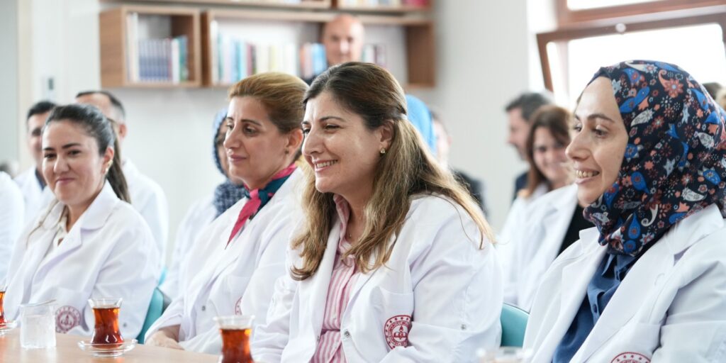MEB’den 81 ile 24 Kasım genelgesi! Öğretmenler Günü kutlamalarının ayrıntıları belli oldu